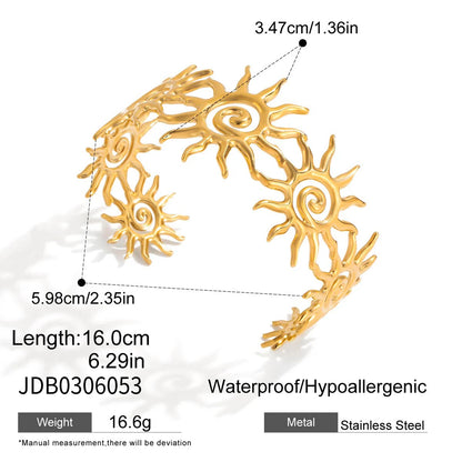 Helios Spiral Bangle