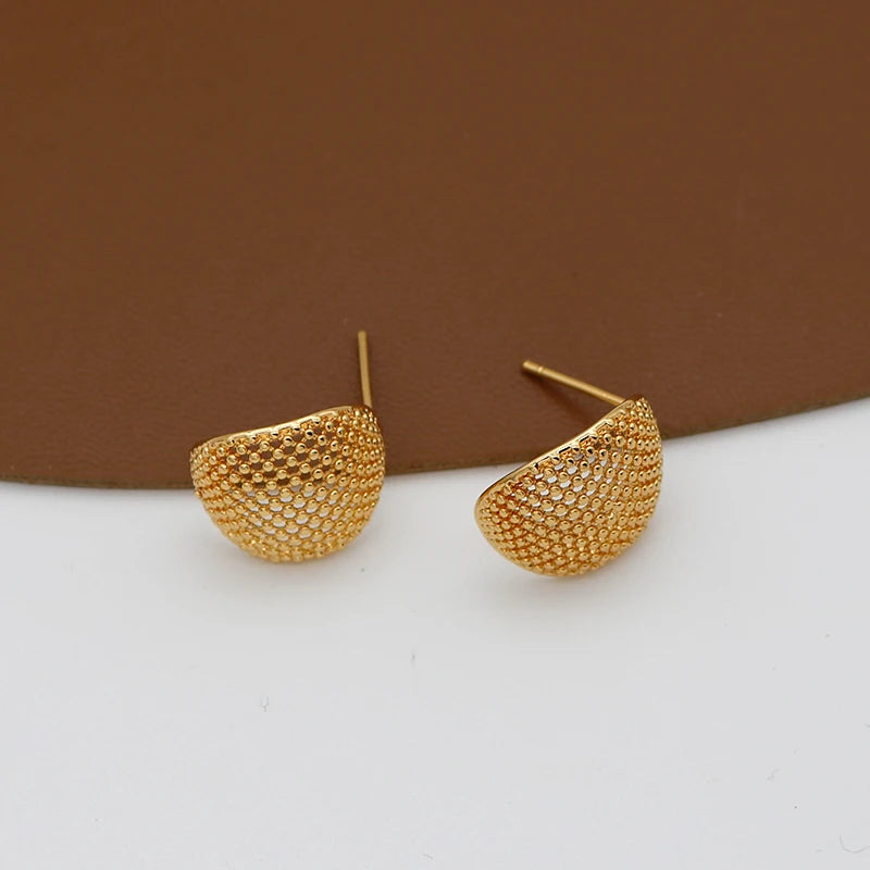Net Semicircle Stud Earrings