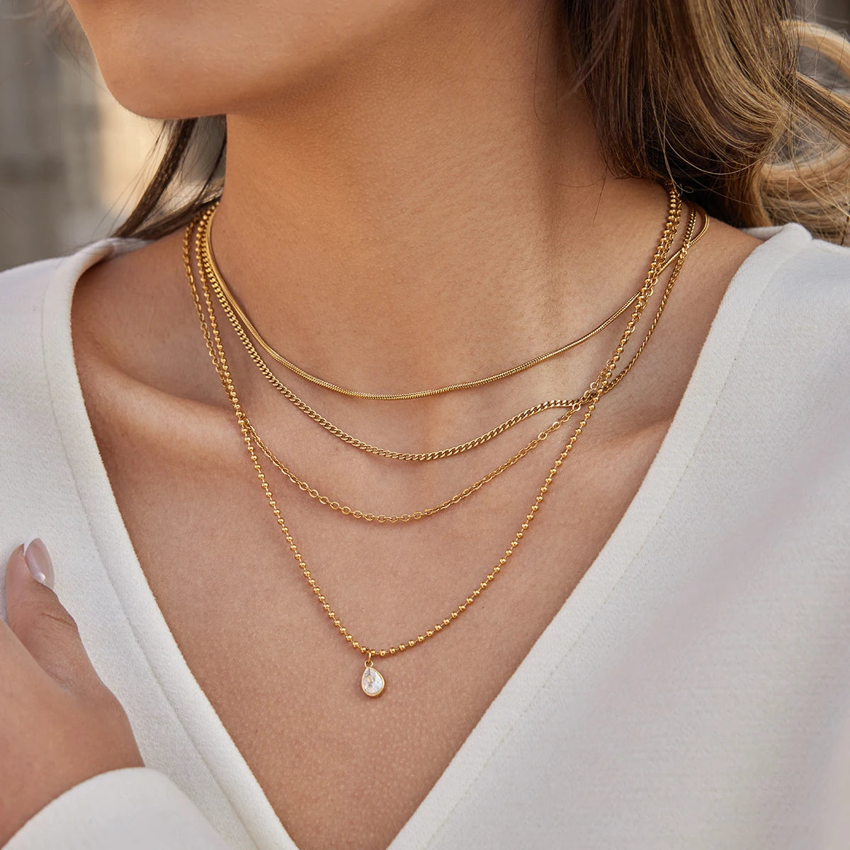 Elise Drop Necklace