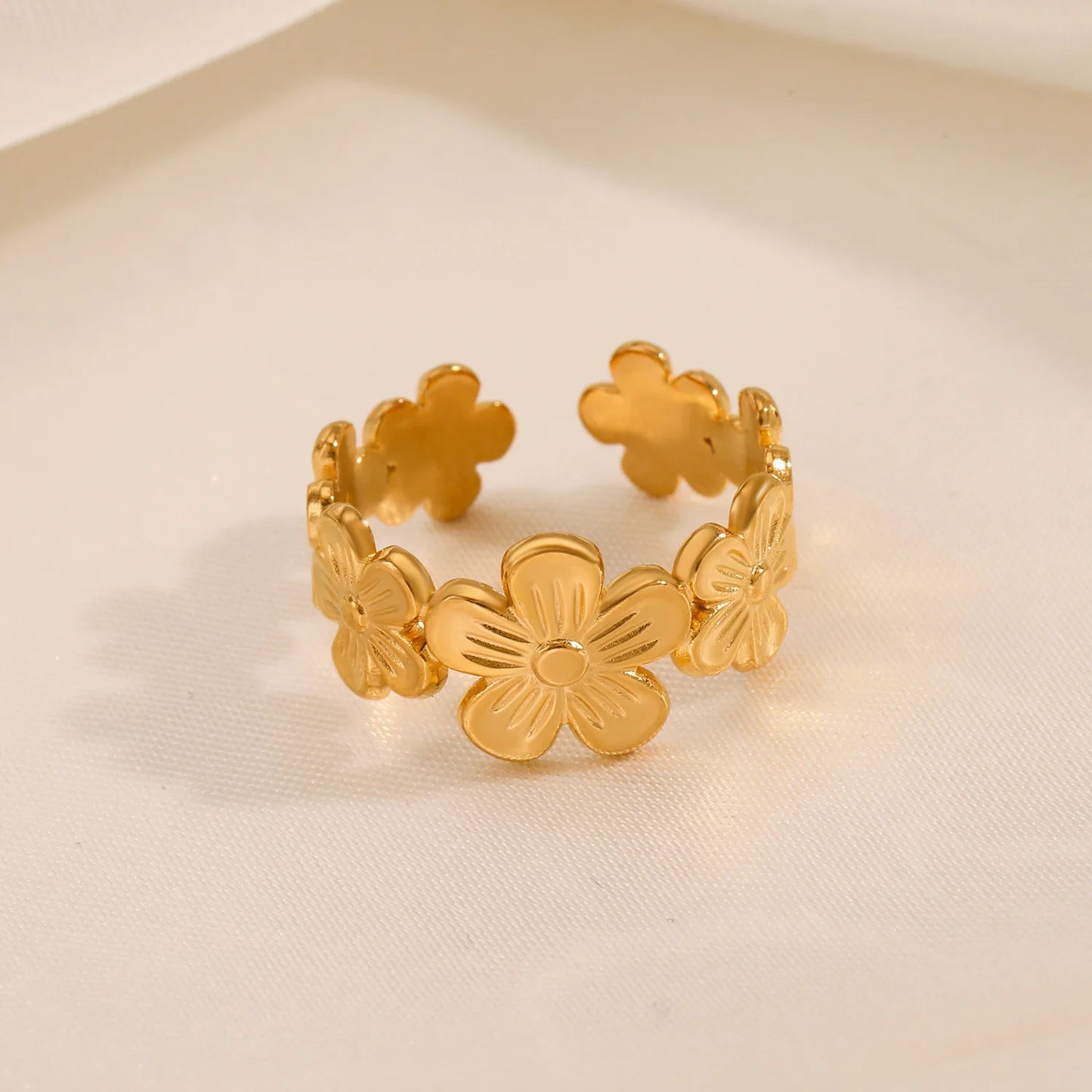 Liora Flower Ring