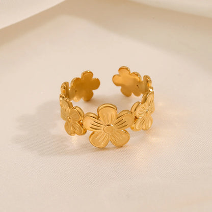Liora Flower Ring