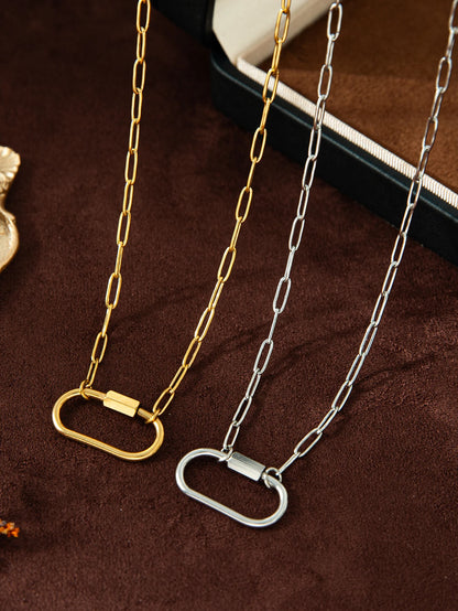 Elara Oval Link Necklace