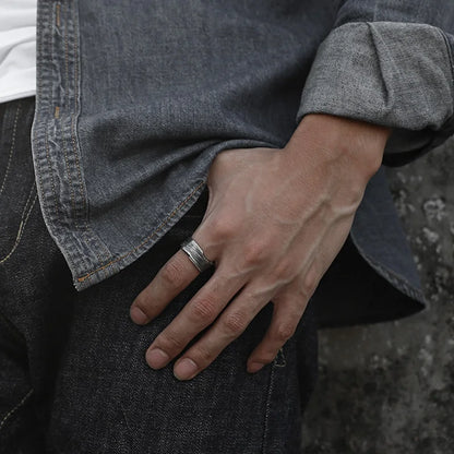 Punk Traces Strip Ring