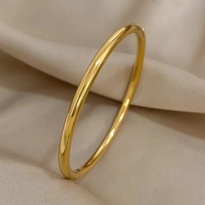 Soléa Gold Cuff Bracelet