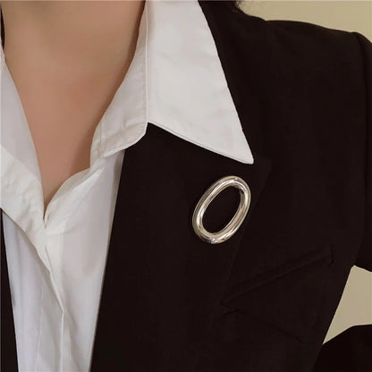 Geometric O Brooch Pin