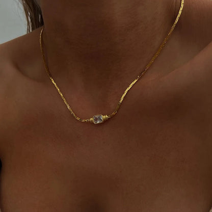 Raya Crystal Pendant Necklace