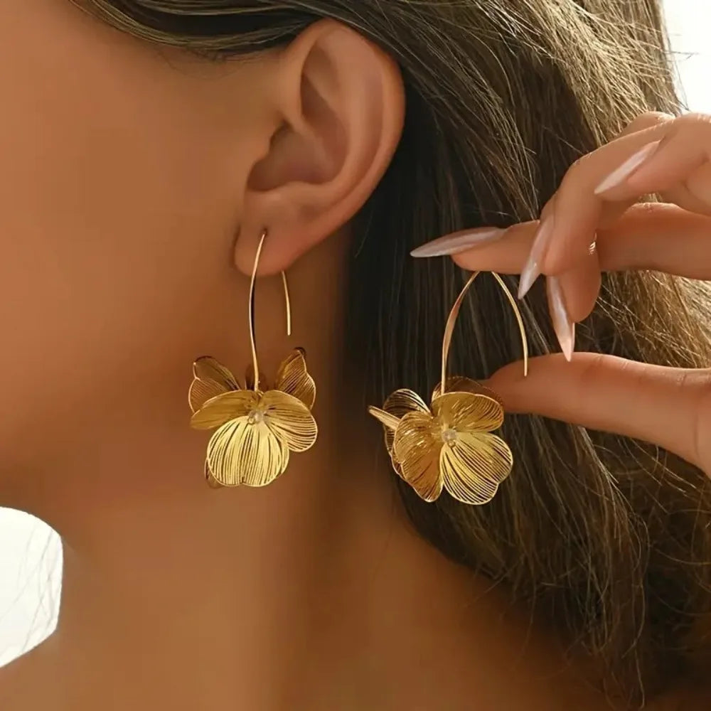 Dahlia Hoop Earrings