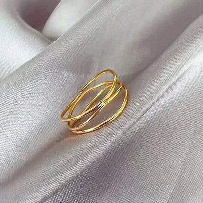 Maelis Line Ring