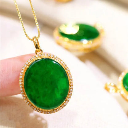 Evergreen Elegance Necklace