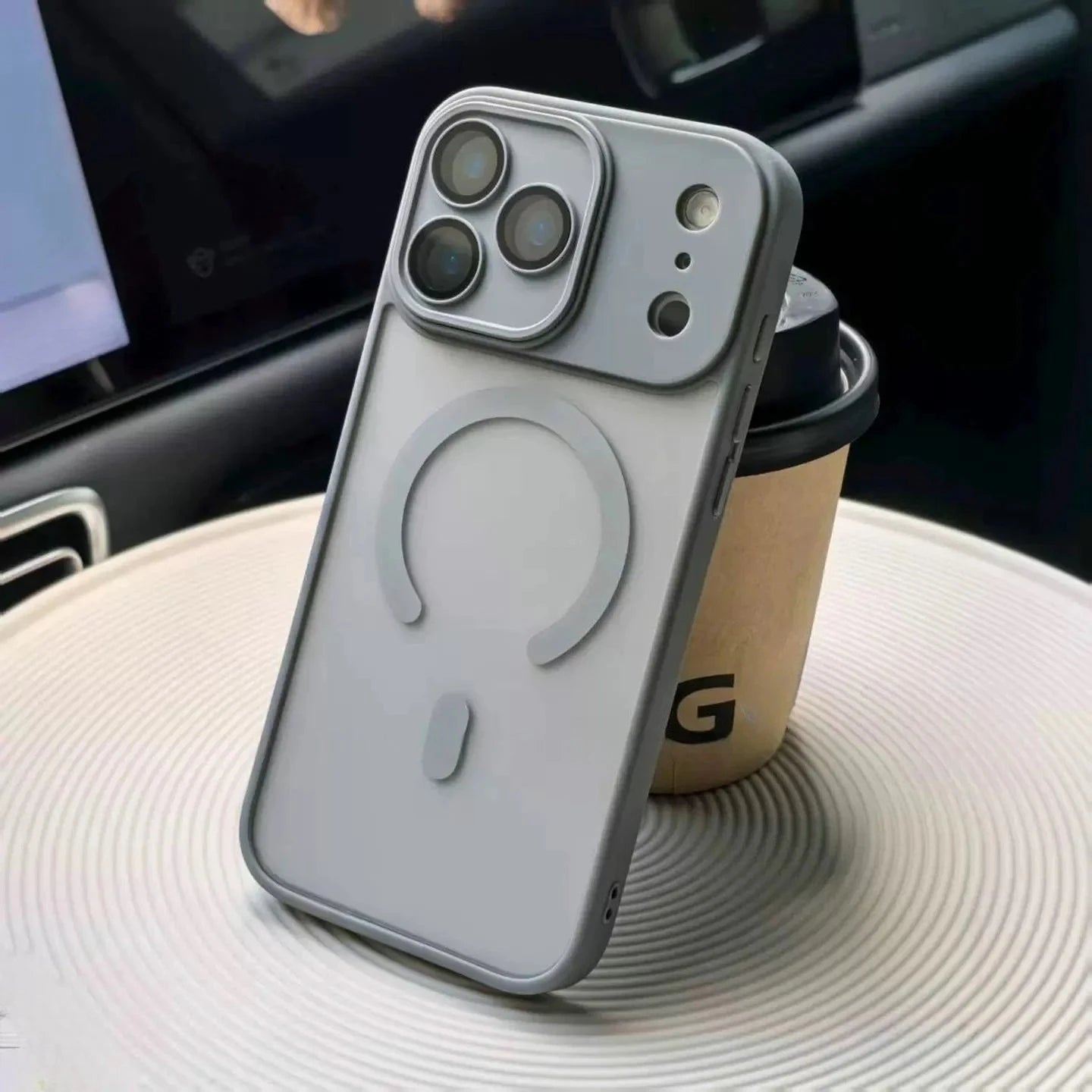 Vetra Matte MagSafe Case