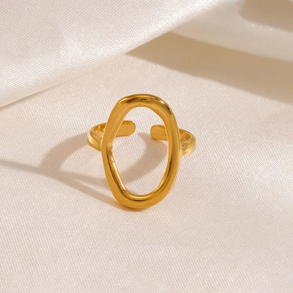 Sylva Oval Ring