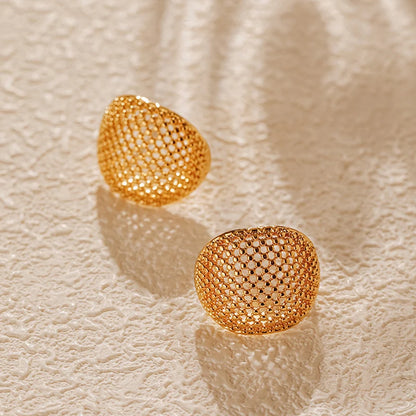 Net Semicircle Stud Earrings