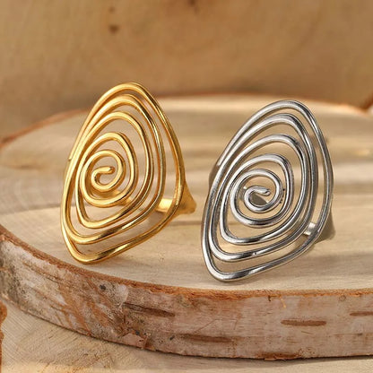 Noelle Spiral Ring
