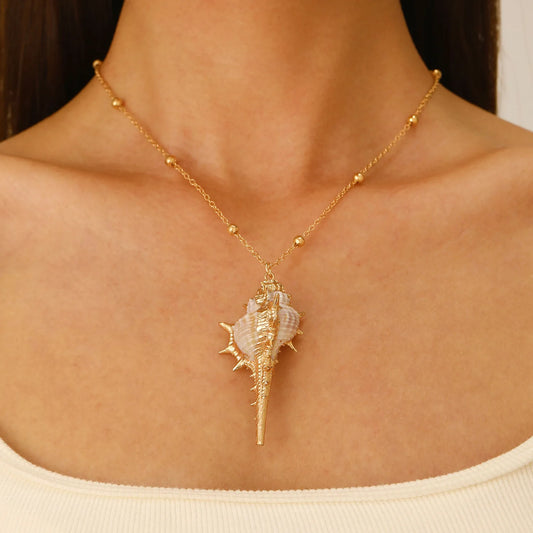 Coralie Shell Necklace