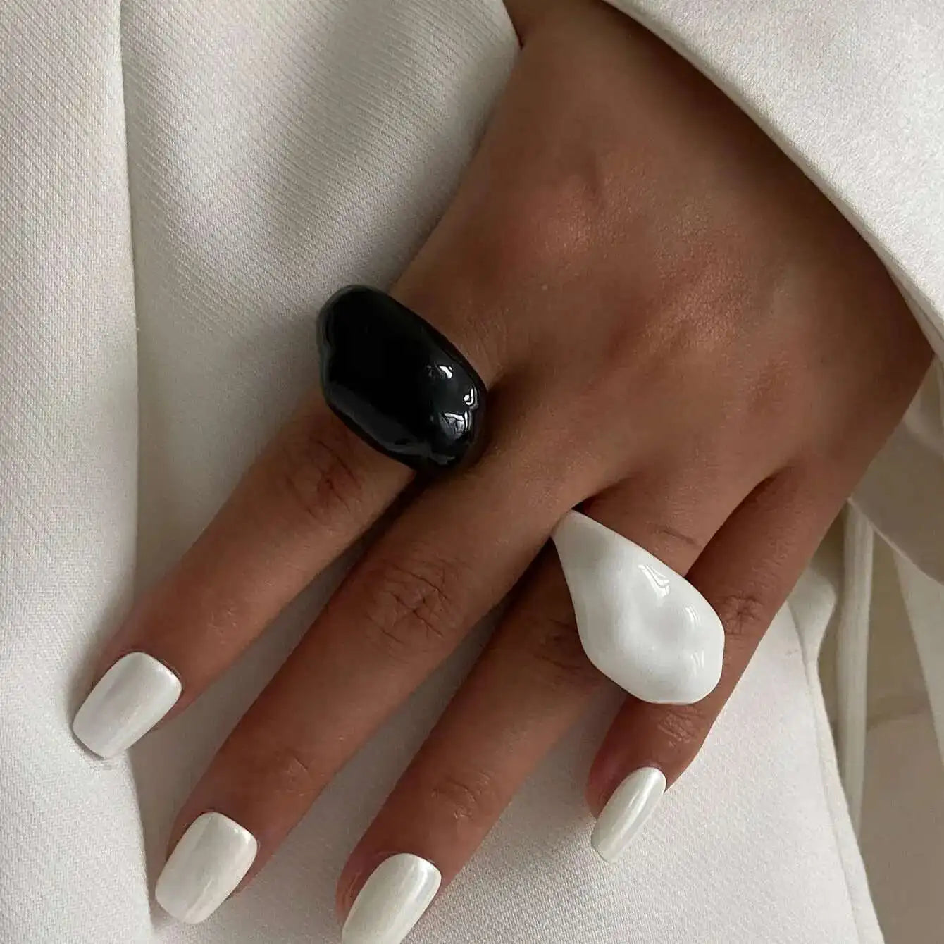 Zyra Geometric Resin Ring