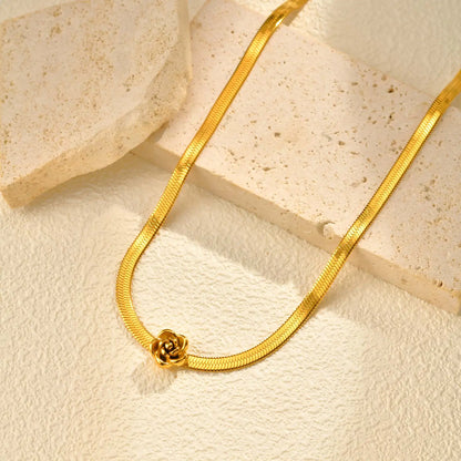 Marise Flower Choker