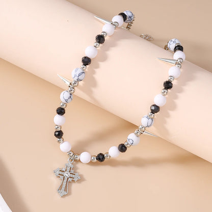 Nyx Cross Choker