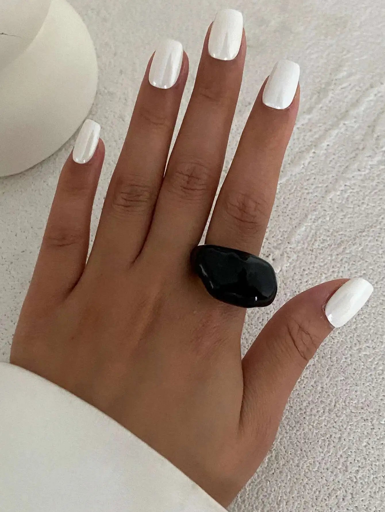 Zyra Geometric Resin Ring