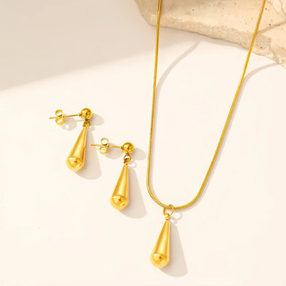 Kaia Drop Pendant Set